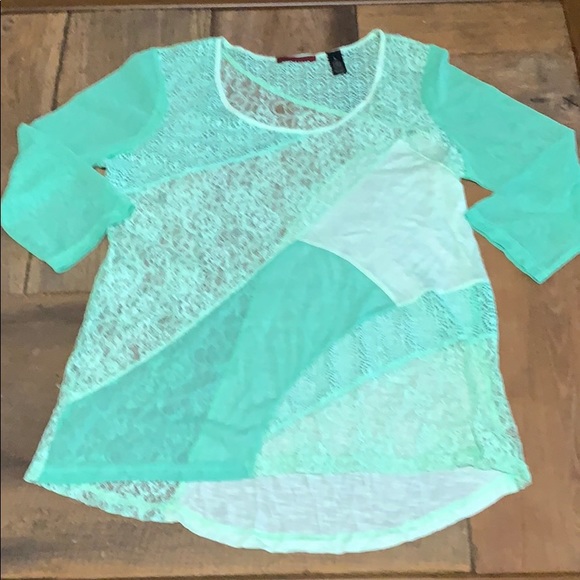 BKE Tops - BKE Red Lacy shirt L